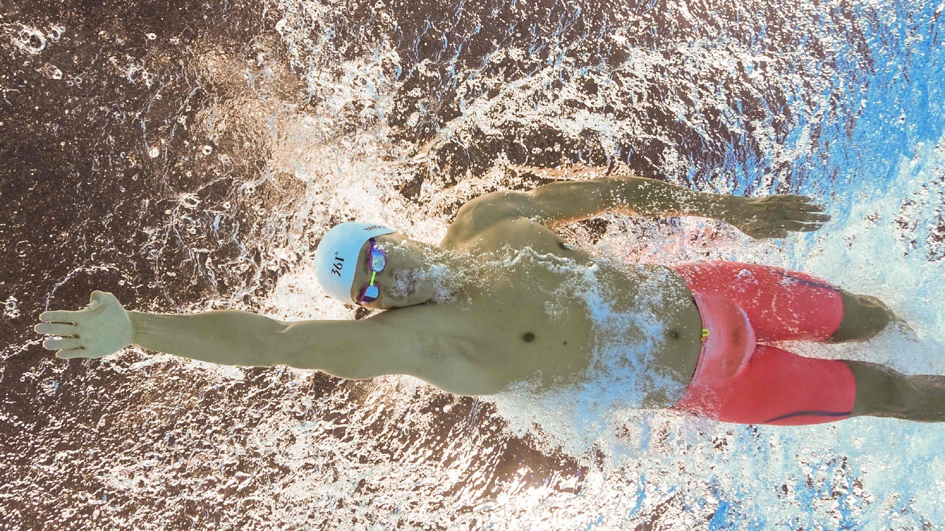 开云中国官网-田径全能锦标赛：纪录接连刷新，田径全能包括什么